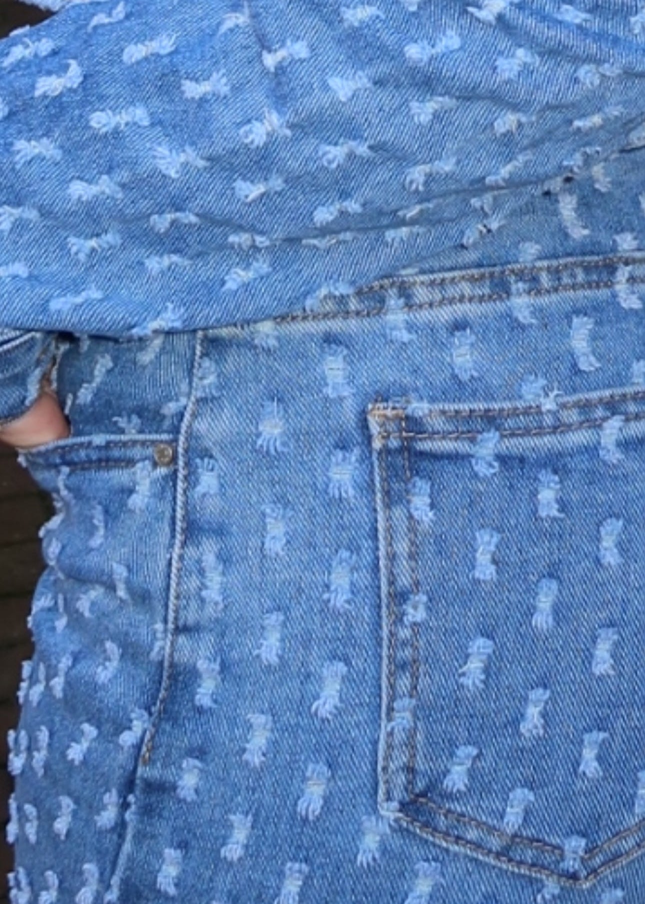 Cropped jeans jacket