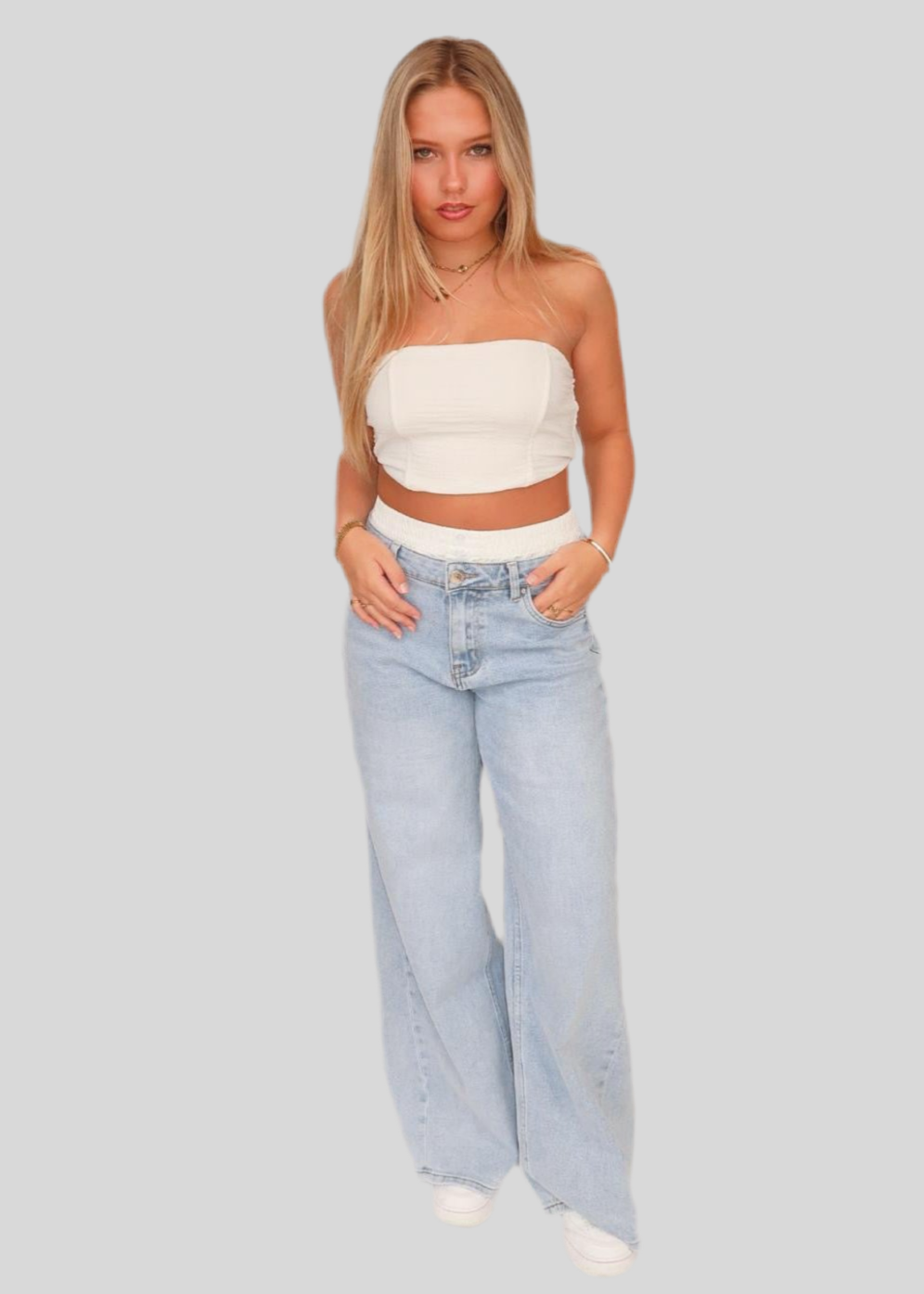 Wide leg jeans met witte tailleband